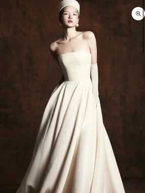 Classic Strapless Cream Ball Gown Dress